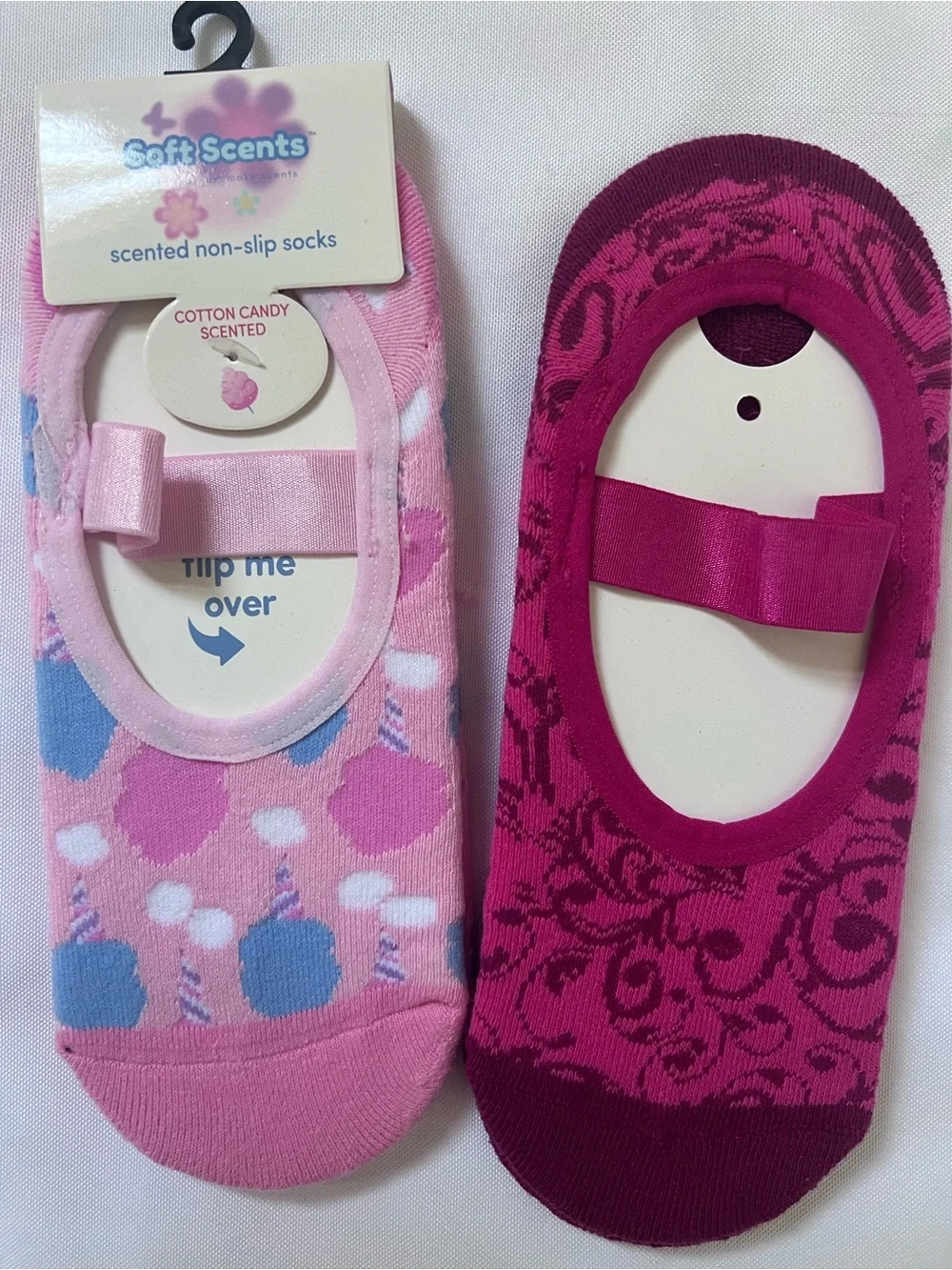2 Pairs Women's Non-Slip No Show Socks | Soft Scents & Pink Pattern | NWOT